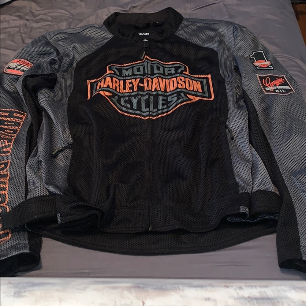 Men’s medium Harley Davidson riding jacket